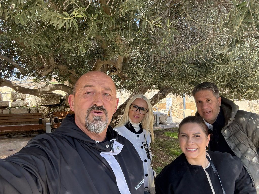 WhatsApp Image 2026-04-20 at 21.12.05 (2)